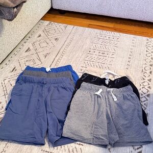 Lot of 6 pairs of boys shorts size 6/7